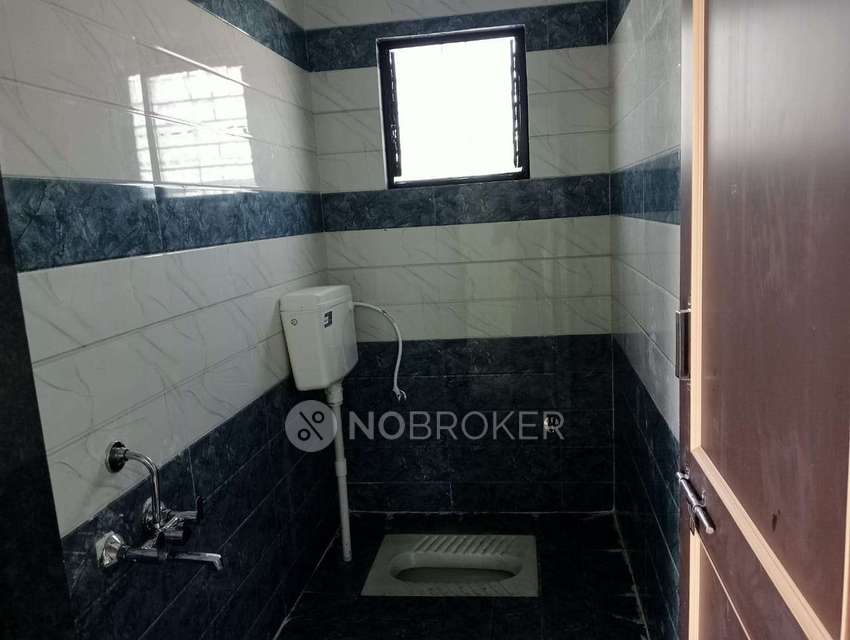1 BHK Flat In Standalone Building  for Rent  In Loni-kalbhor