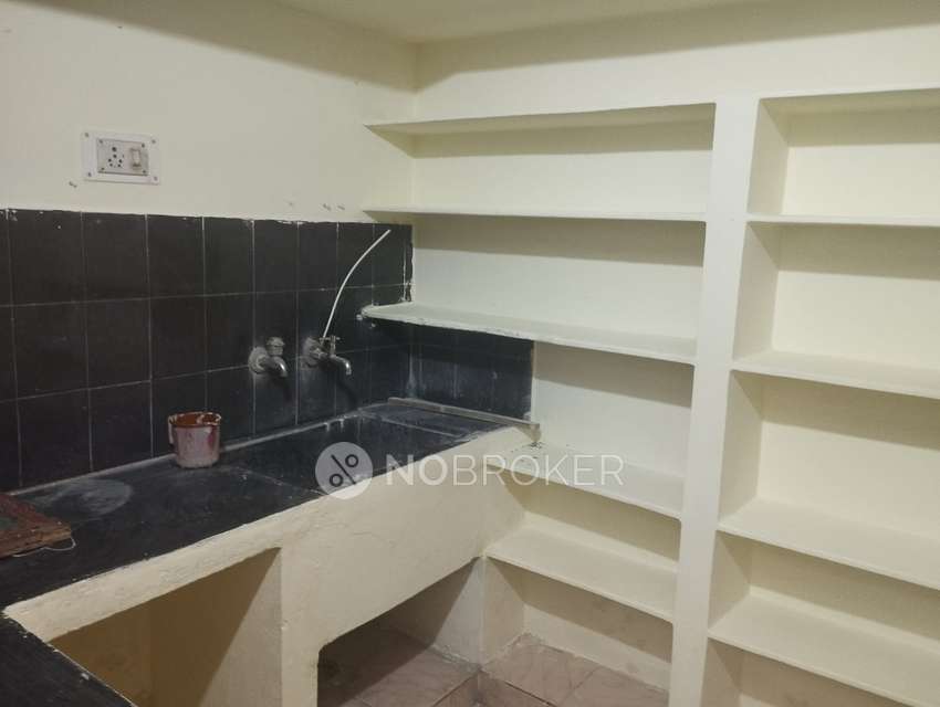 2 BHK Flat In R.r Residency, Gayatrinagar for Rent  In New Gayatri Nagar