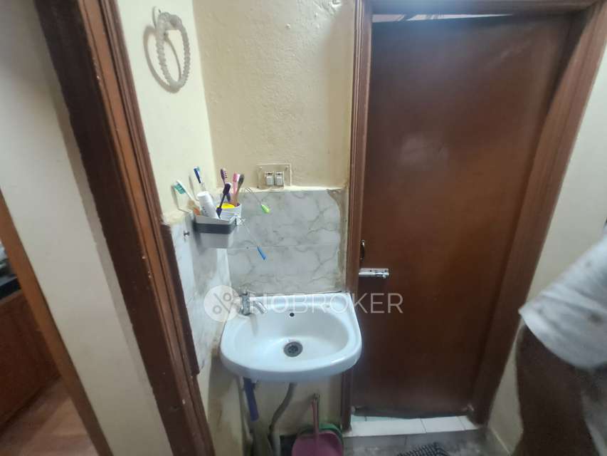 2 BHK Flat In Sandhaya Venus Apartment   For Sale  In Moula Ali