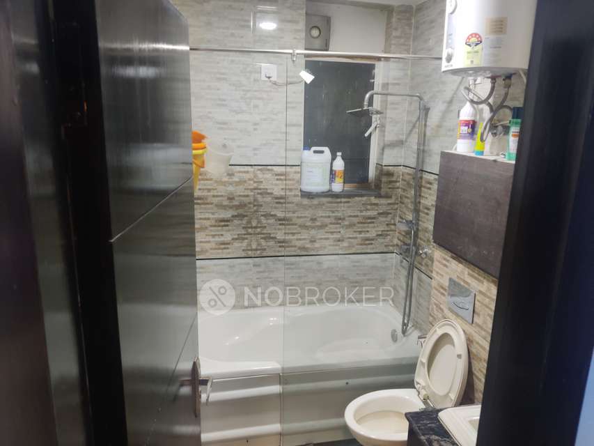 3 BHK Flat In Raheja Shilas , Sector 109 For Sale  In Sector 109