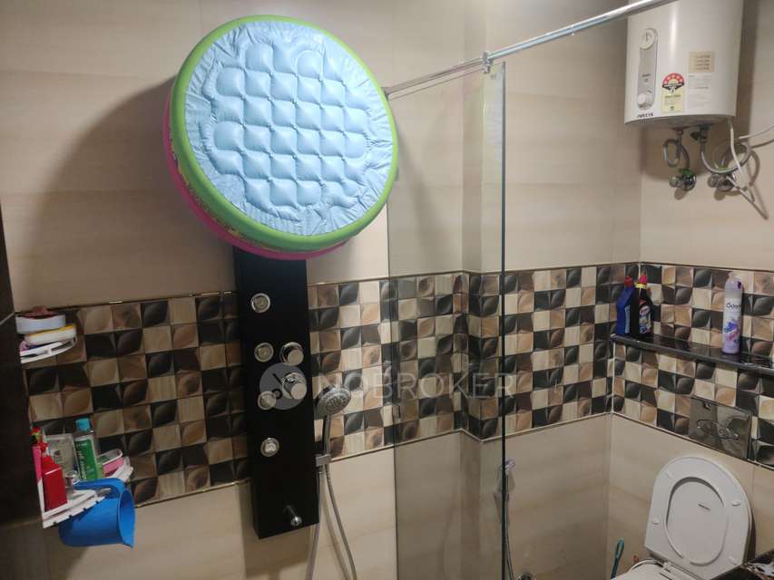 3 BHK Flat In Raheja Shilas , Sector 109 For Sale  In Sector 109