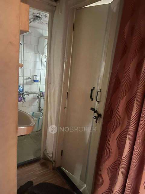 Single Room for Female In 1 BHK  In Archana Nagar Society In Erandwane 