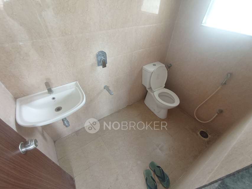 2 BHK Flat In Laxmi Emerald For Sale  In Lohegaon