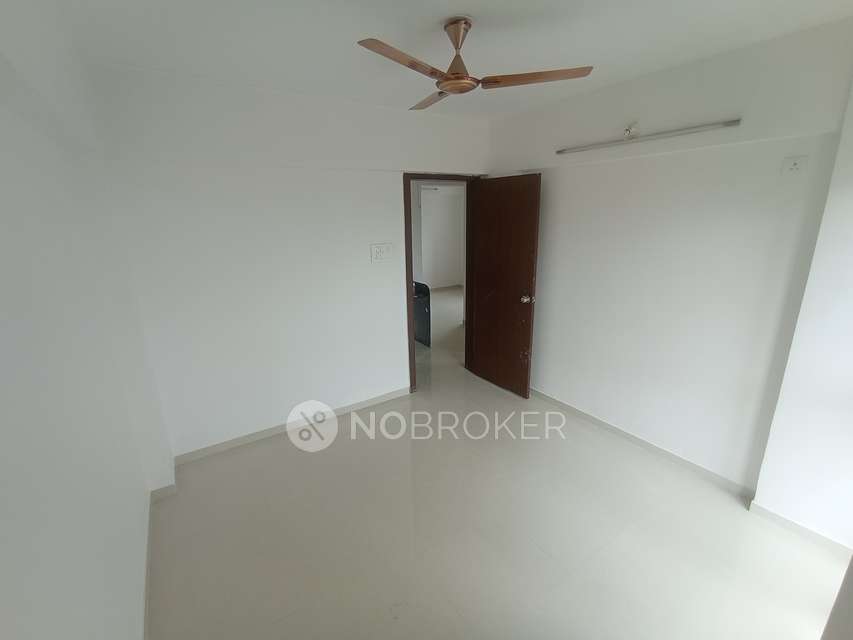 2 BHK Flat In Laxmi Emerald For Sale  In Lohegaon