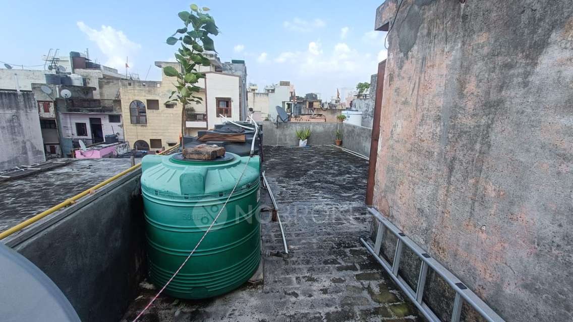 2 BHK Flat For Sale  In Shahdara