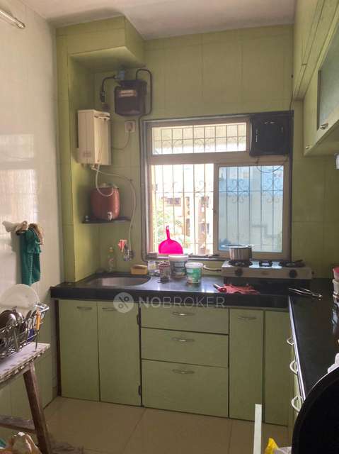 2 BHK Flat In Mahakaleshwar Society, Dahisar West For Sale  In Dahisar West