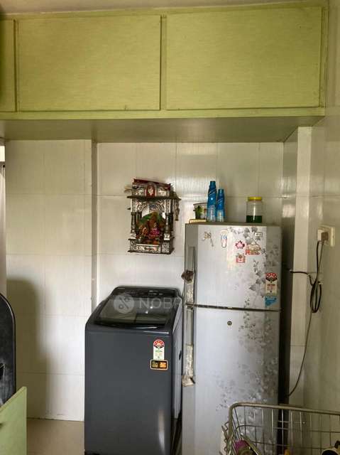 2 BHK Flat In Mahakaleshwar Society, Dahisar West For Sale  In Dahisar West