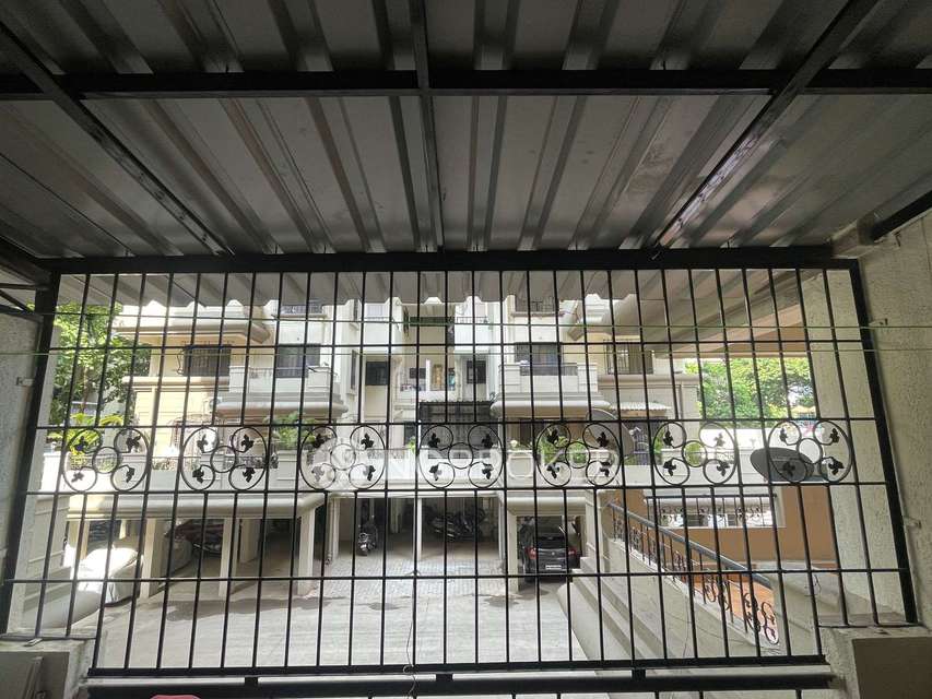 2 BHK Flat In Mont Vert Pristine For Sale  In Bopodi