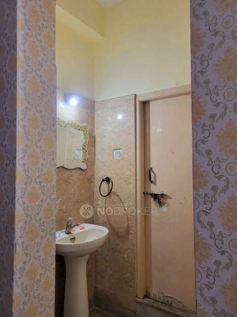 2 BHK Flat In Suguna Towers For Sale  In Peerzadiguda