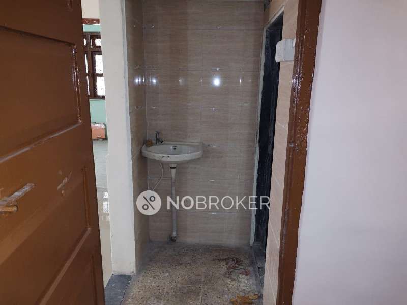 2 BHK Flat In Tarun Bharat Society For Sale  In Andheri East