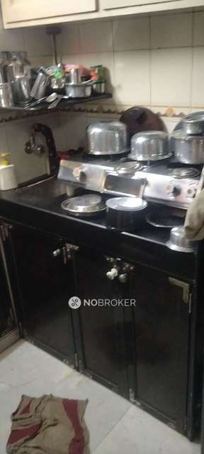 1 RK Flat In Noorani Building Madanpura For Sale  In Madanpura