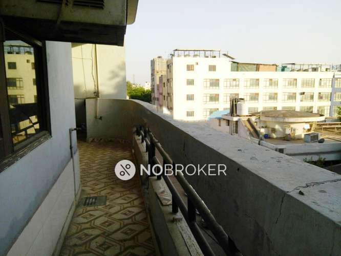 3 BHK Flat For Sale  In Janakpuri