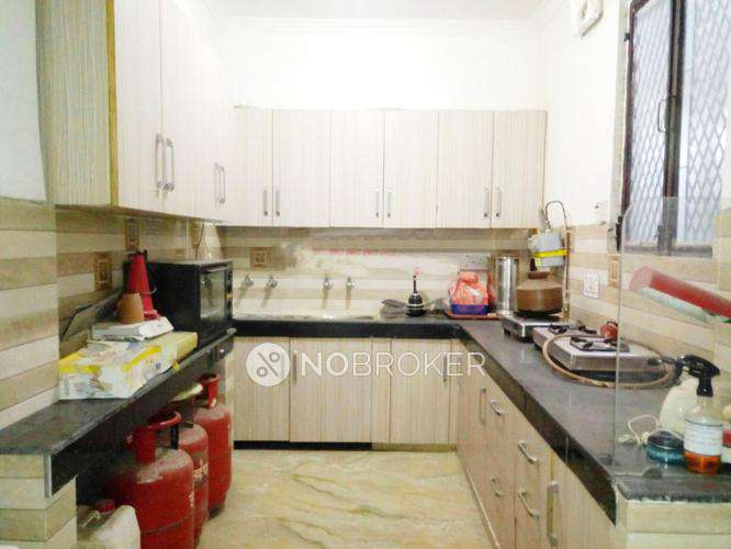 3 BHK Flat For Sale  In Janakpuri