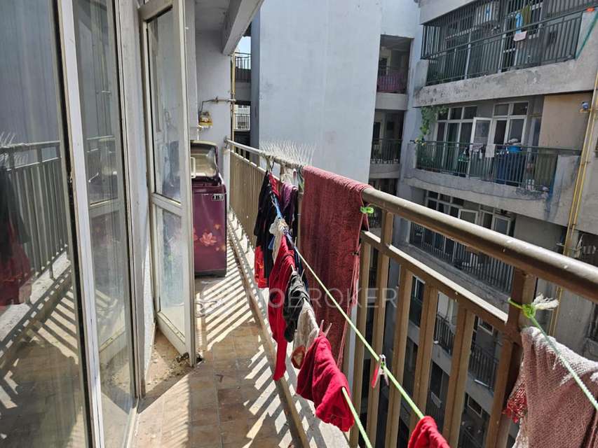 2 BHK Flat In Paramount Symphony For Sale  In Paramount Symphony Road