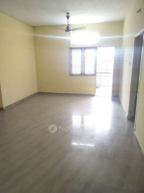 2 BHK Flat In Sri Sathya Narayana Apartments  For Sale  In Urappakkam