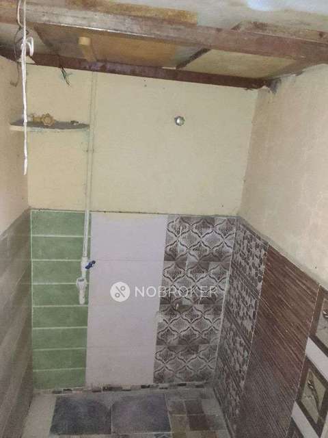 1 RK House for Rent  In Uppar Bus Depot