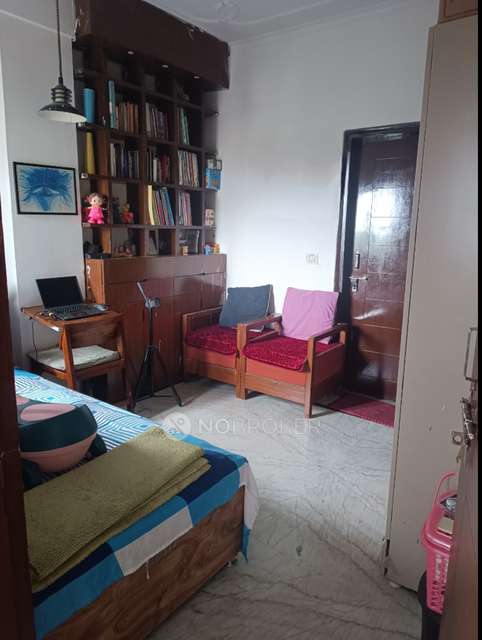 2 BHK Flat In Skyway Apartments For Sale  In Mehrauli