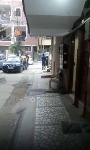 Shop in Patel Nagar, Delhi for sale 