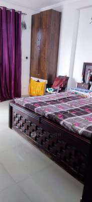 2 BHK Flat In Dream Height Sector 73 for Rent  In Dream Heights Building