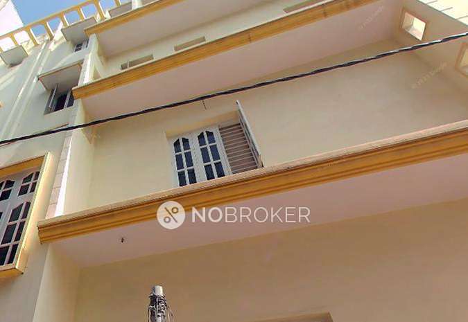 1 BHK Flat for Rent  In Btm Layout 