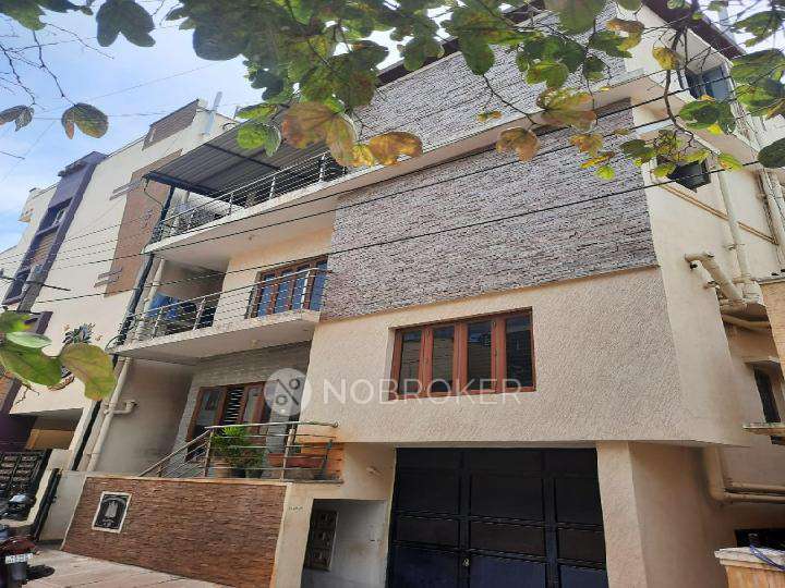 duplex for lease Sr M Vishweshwaraiah Layiout 4th Block, SMV Layout