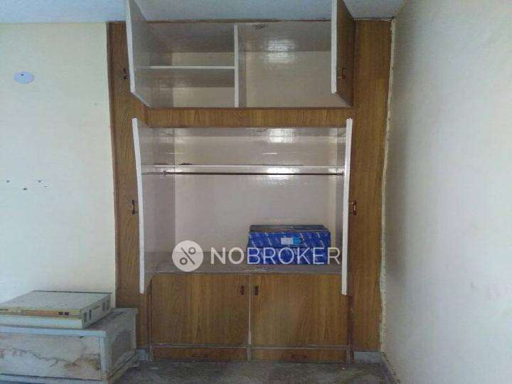 1 BHK House for Rent  In  Sector 4