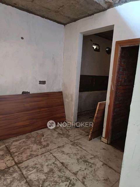 4 BHK Flat In Krystal Floors For Sale  In Hf36 Pp4, Chauganpur, Knowledge Park V, Khera Choganpur, Greater Noida, Uttar Pradesh 201306, India