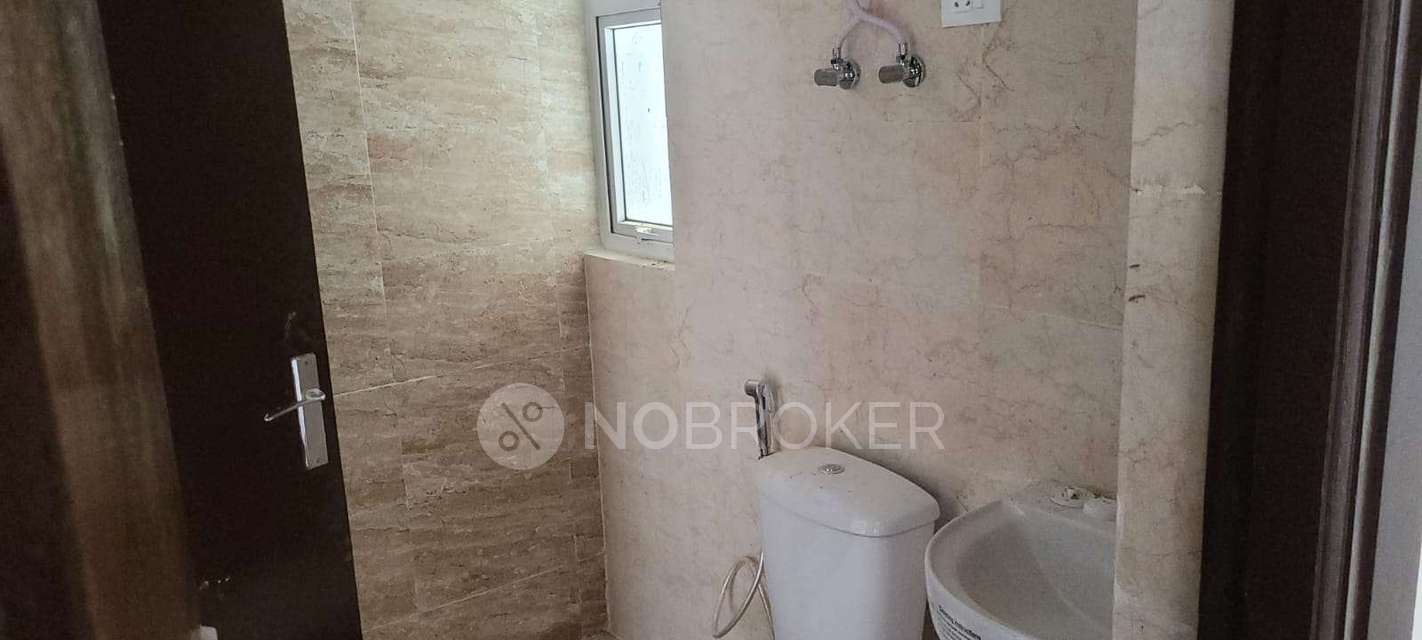 2 BHK Flat In Amrapali Centurian Park For Sale  In Amrapali Terrace Homes Block-b1