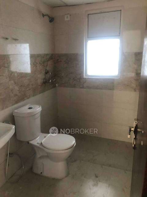 2 BHK Flat In Amrapali Centurian Park For Sale  In Amrapali Terrace Homes Block-b1