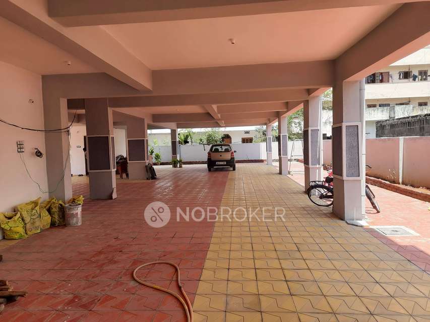 2 BHK Flat In Sai Sathya Apartments Kothapet For Sale  In Satya Nagar Colony