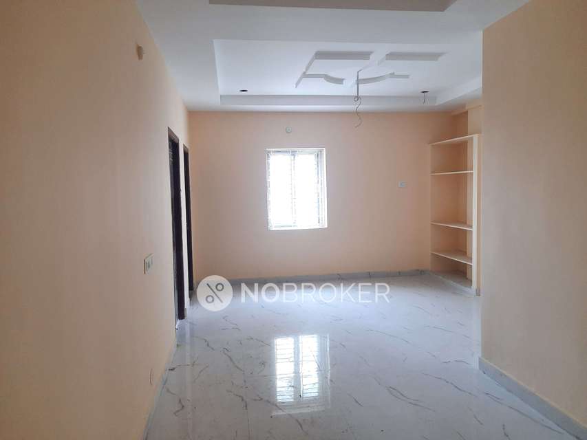 2 BHK Flat In Sai Sathya Apartments Kothapet For Sale  In Satya Nagar Colony