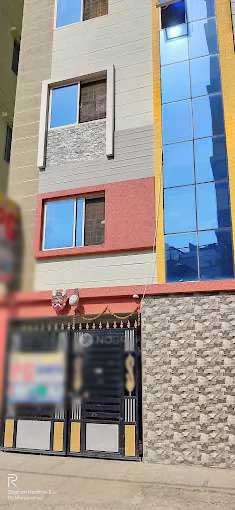 PG for Boys in Munnekolala