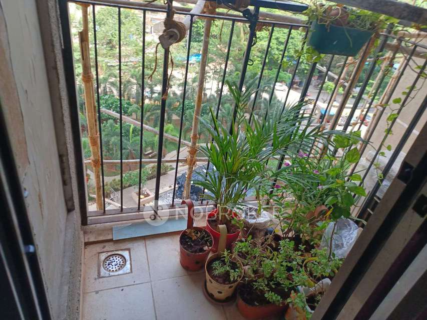 2 BHK Flat In Lodha Casa Royale for Rent  In Majiwada