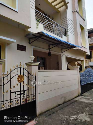 PG for Boys in Tharamani