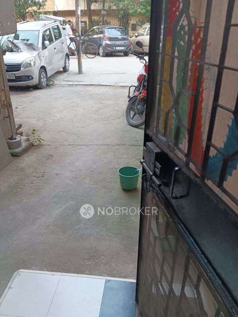 2 BHK Flat In Dda Flat For Sale  In Pitampura,