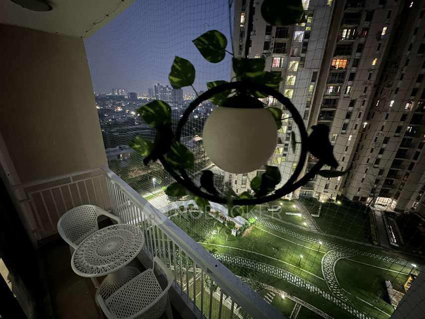 3 BHK Flat In Unitech Horizon For Sale  In Sector Pi-1