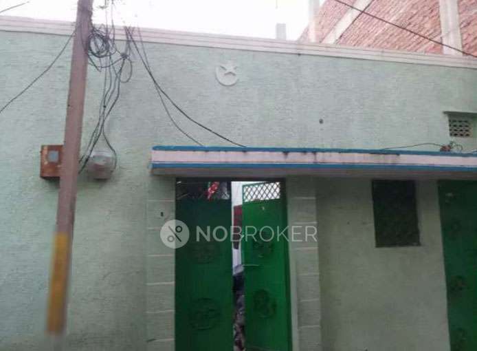 2 BHK Flat In Kaleem Manzil For Sale  In Nampally