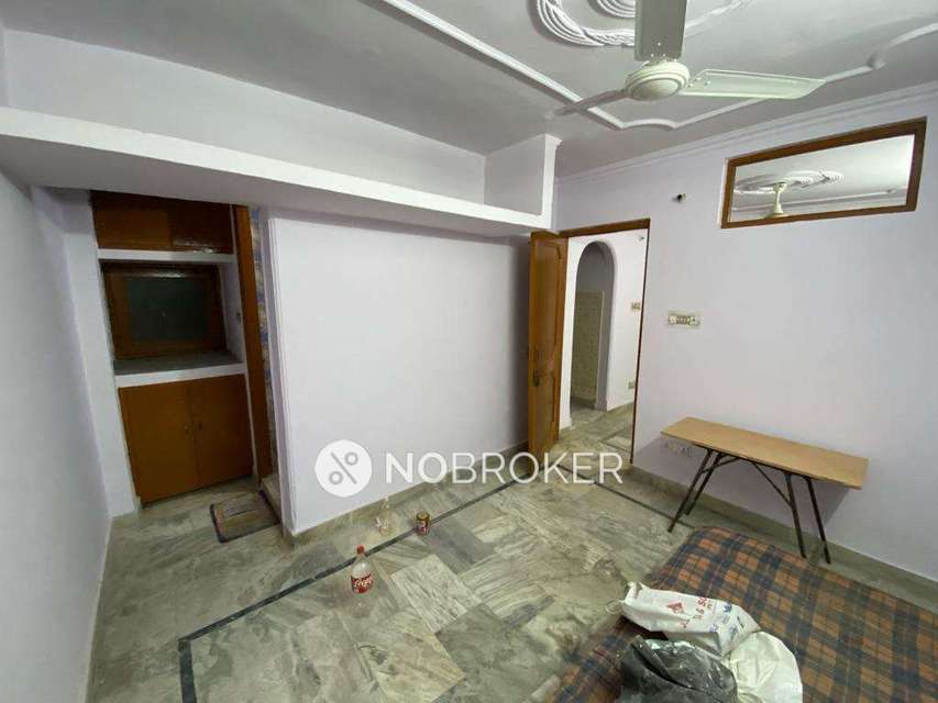 1 BHK Flat For Sale  In Ashram