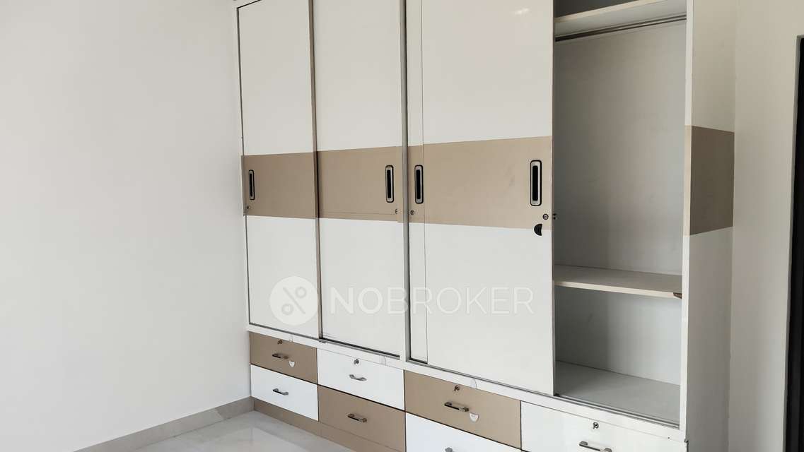 2 BHK Flat In Nanas House for Rent  In Virugambakkam