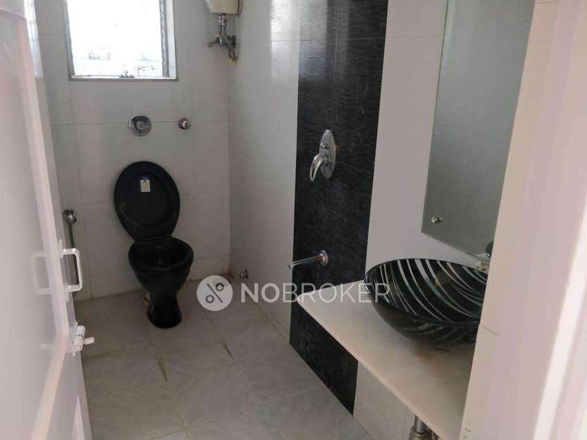 3 BHK Flat In Hill Crest For Sale  In Borivali West