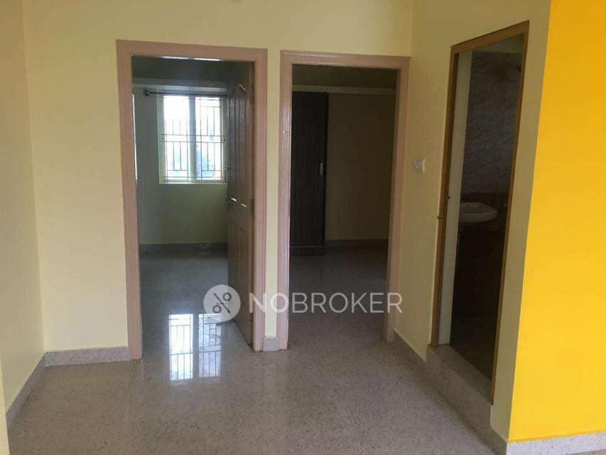 1 RK Flat for Rent  In Murugeshpalya