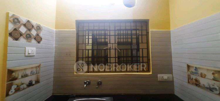 1 BHK Flat In Sumati Flats For Sale  In Triplicane