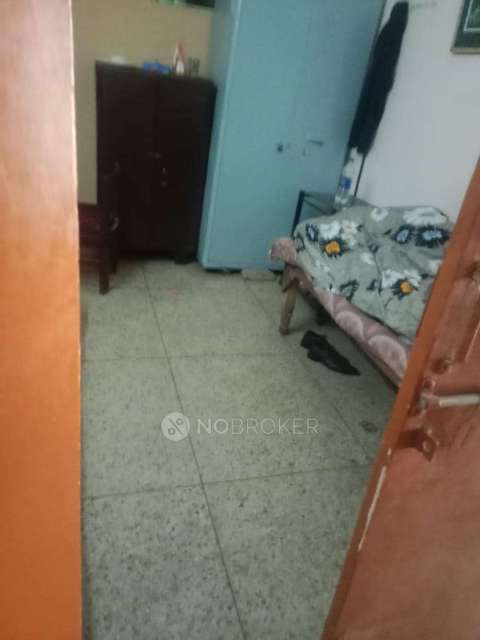 PG for Boys in Lajpat Nagar 4