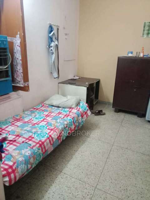 PG for Boys in Lajpat Nagar 4