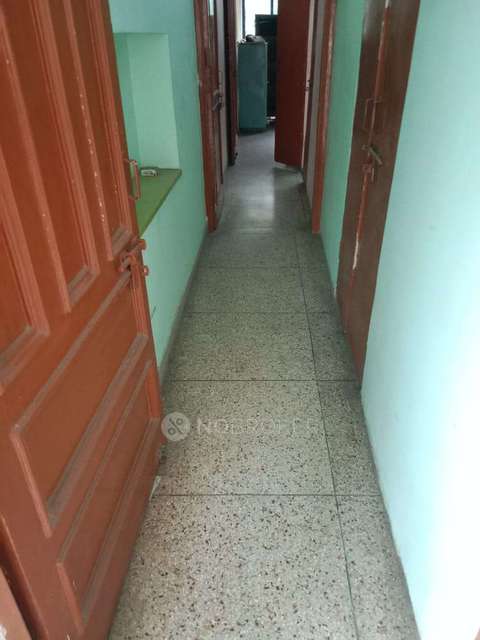 PG for Boys in Lajpat Nagar 4