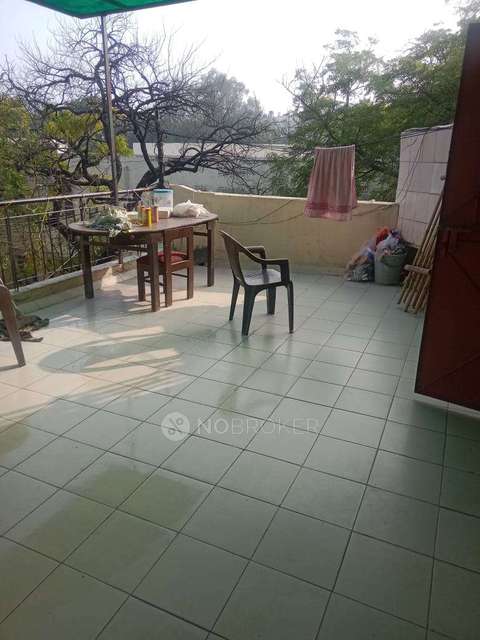 PG for Boys in Lajpat Nagar 4