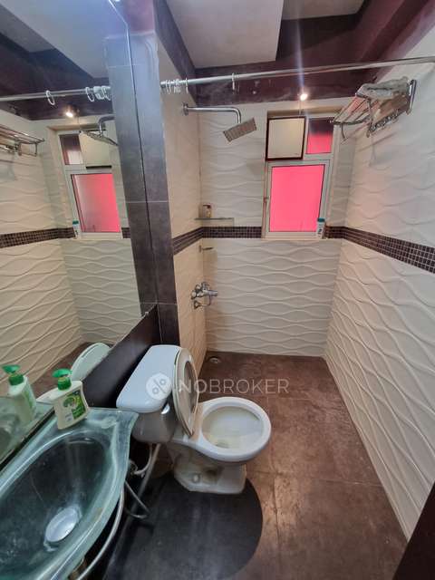 3 BHK Flat In Hiranandani Crown, Mumbai For Sale  In Crown Building