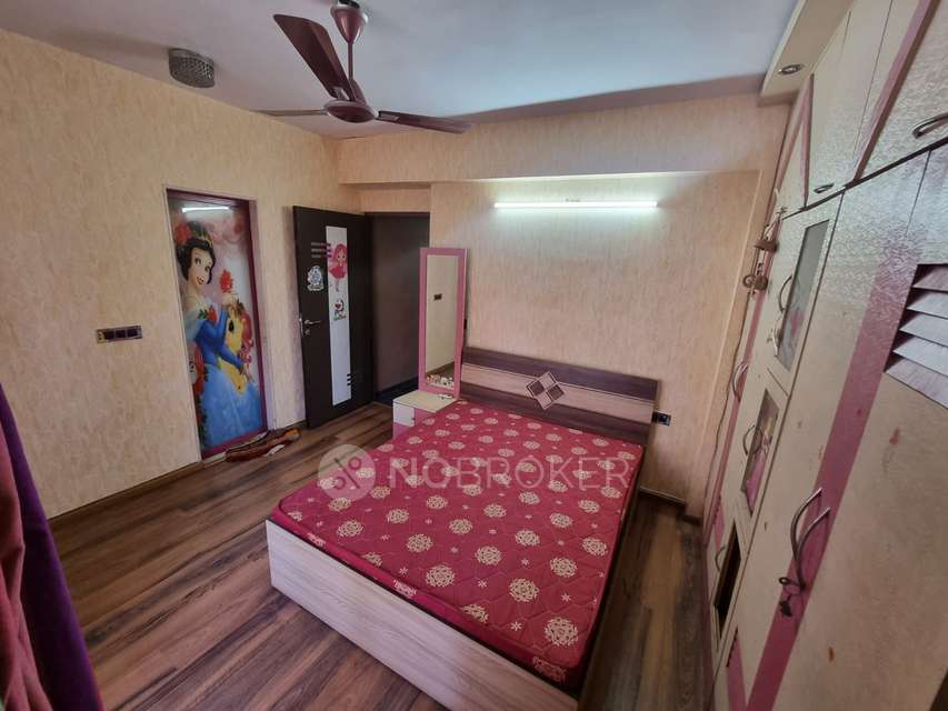 3 BHK Flat In Hiranandani Crown, Mumbai For Sale  In Crown Building