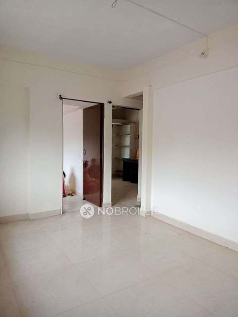 1 BHK Flat In Amod Apartment For Sale  In Shukrawar Peth