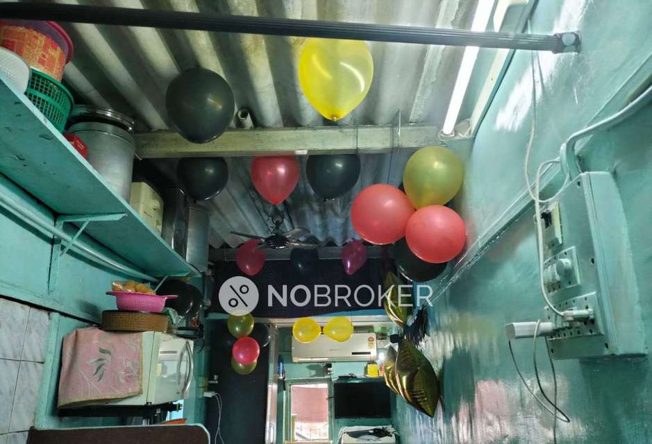 1 RK House For Sale  In Vile Parle West